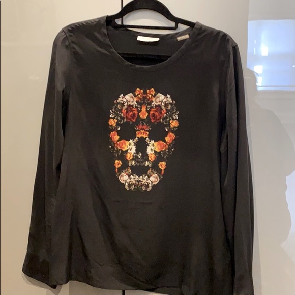 Equipment Liam Skull Blouse 100% Silk 🤩 - Picture 2 of 5